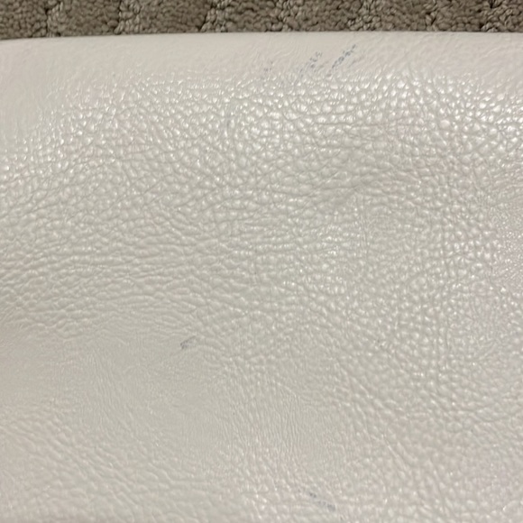 Handbag - Picture 3 of 4